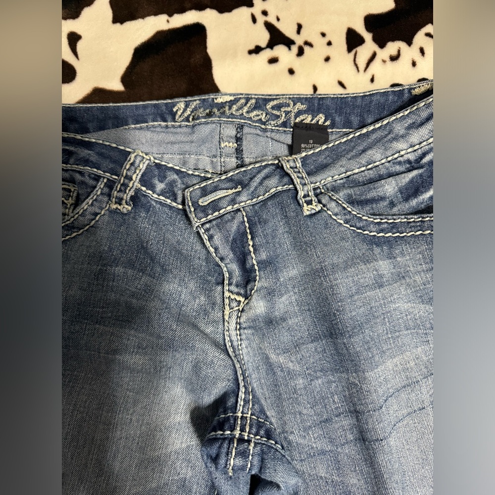 Distressed Capris - Picture 2 of 3